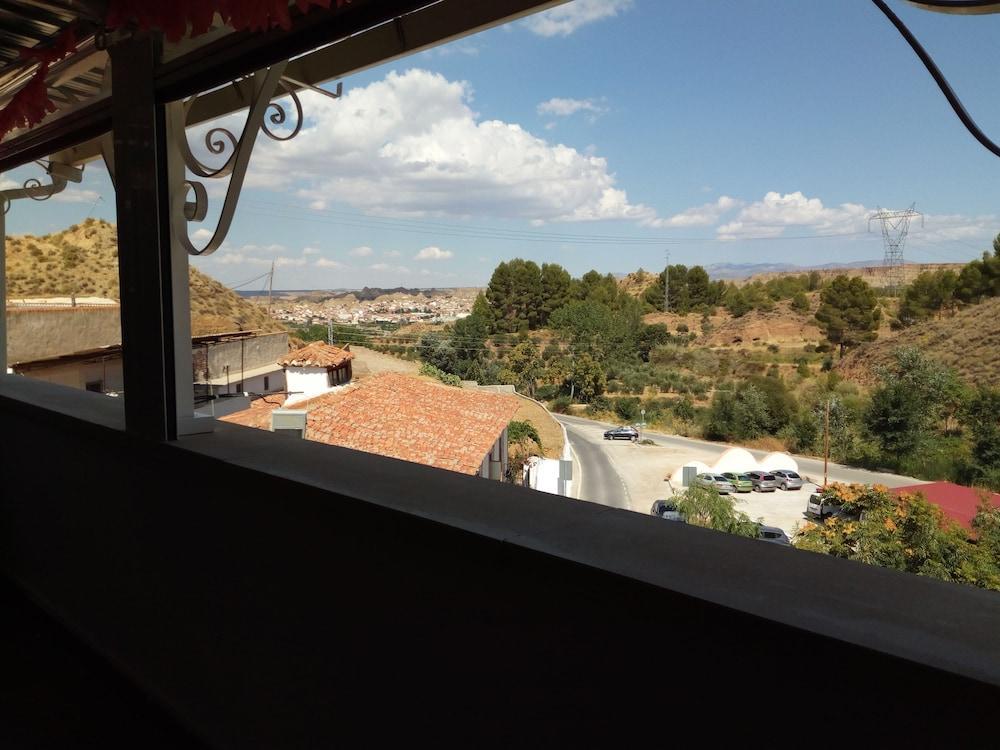 Hostal Rural Montual Los Banos  Exterior photo
