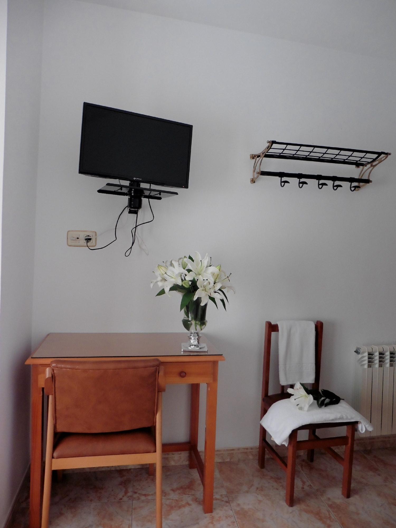 Hostal Rural Montual Los Banos  Exterior photo