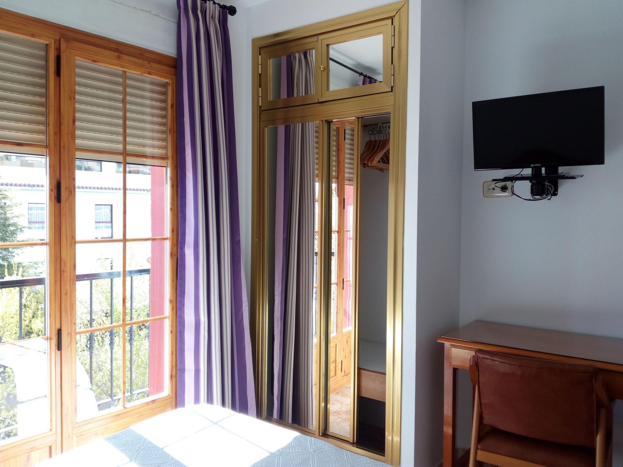 Hostal Rural Montual Los Banos  Exterior photo