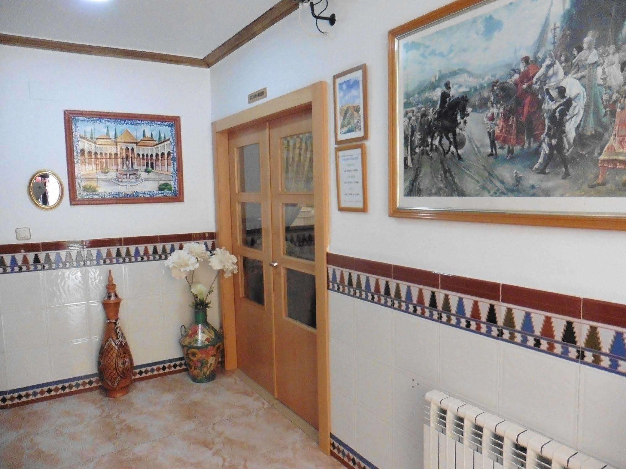 Hostal Rural Montual Los Banos  Exterior photo